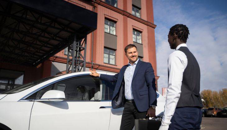  Corporate Taxi Service – Professional Taxi Service in Cambridgeshire